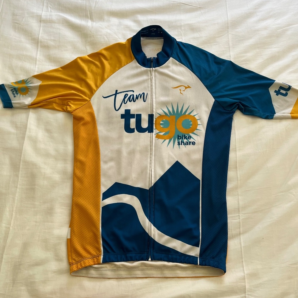Mens Tugo cycling jersey men’s small/medium